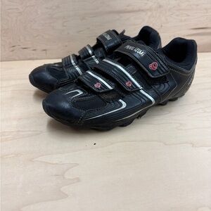 Pearl Izumi all-road cycling shoes